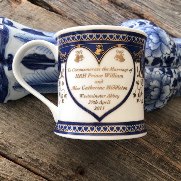 Dunoon Prince William and Catherine Royal Wedding Mug 2011 - Picture 7 of 10